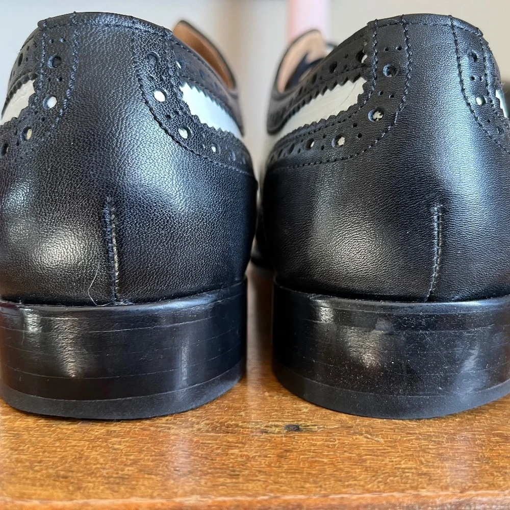 Black & White spectators size 9 1/2